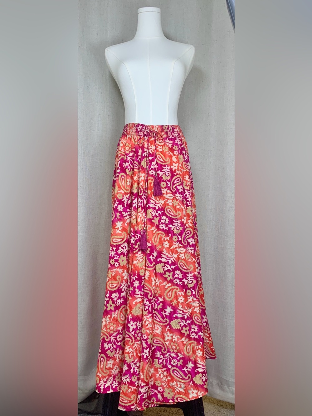 Chelsea & Theodore Pink Purple and Gold Maxi Skirt NWT